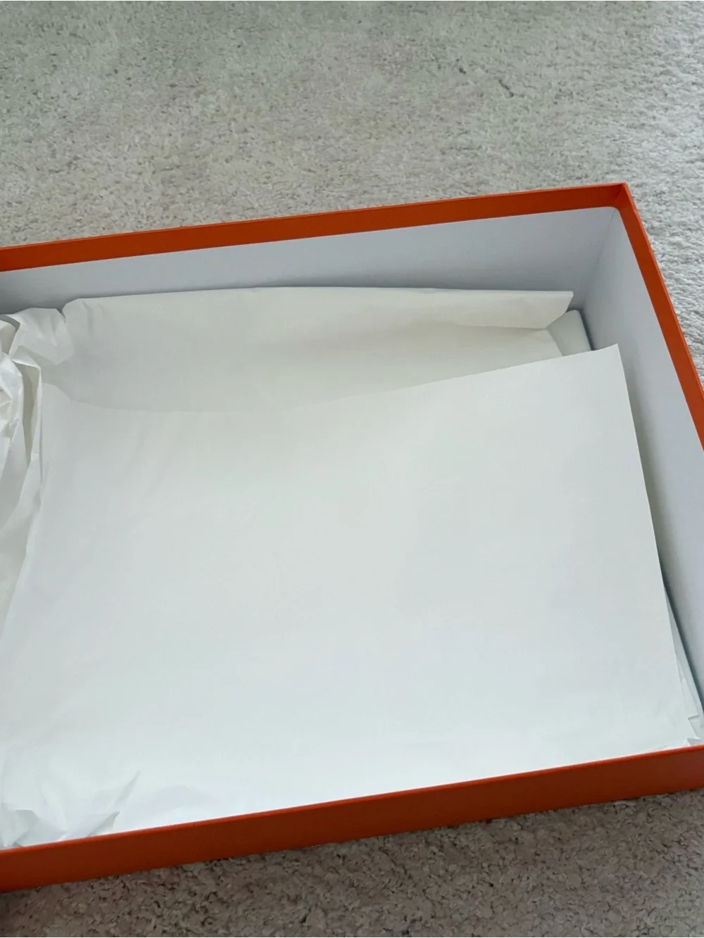 Hermès Iconic Orange Medium Gift Box